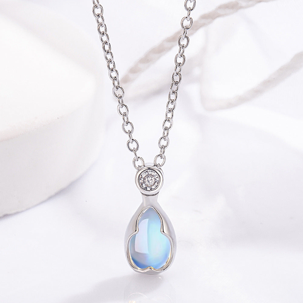 Simple And Stylish Teardrop-shaped Necklace For Women