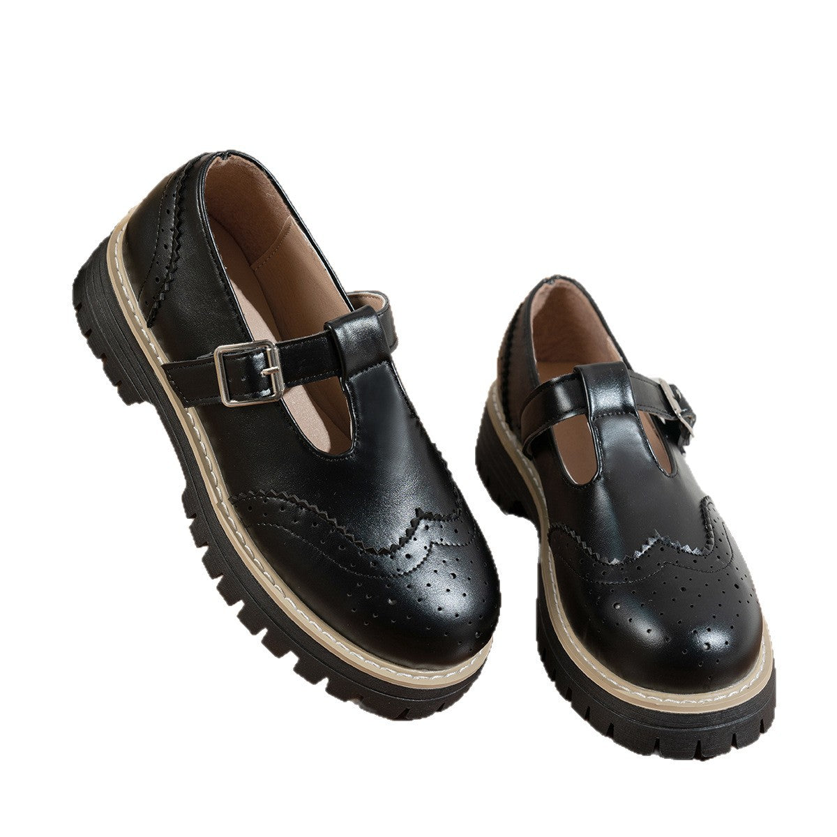 Retro British-style Hollow-out Buckle Pumps