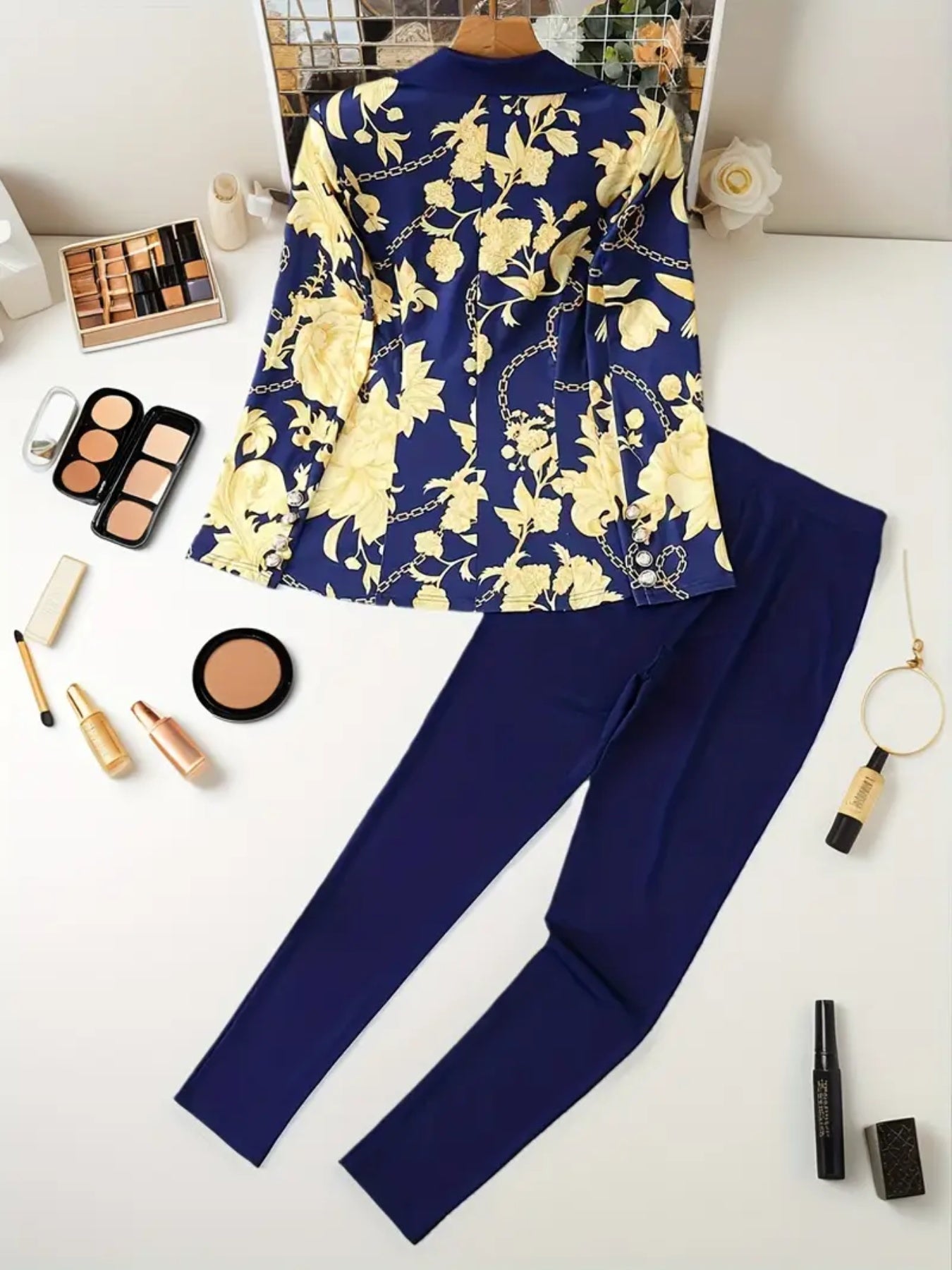 New Women’s Elegant High-end Printed, Chain Printed Slim Fit Suit Jacket And Pure Blue Leggings, Suit Two-piece Set, Machine Washable, All Season Fashionable